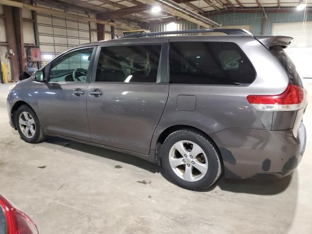 2011 Toyota Sienna LE