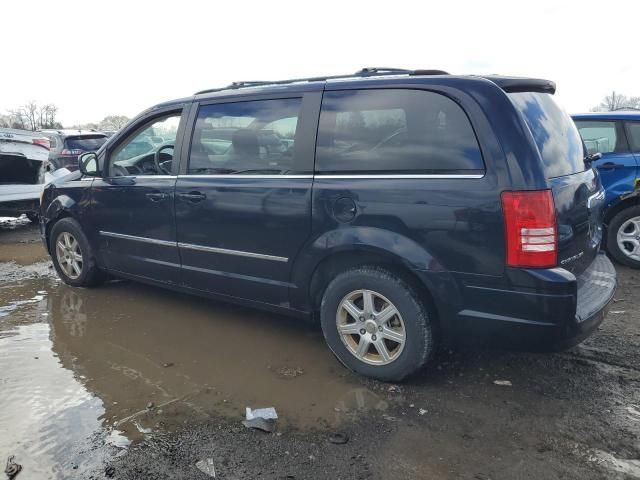 2010 Chrysler Town & Country Touring