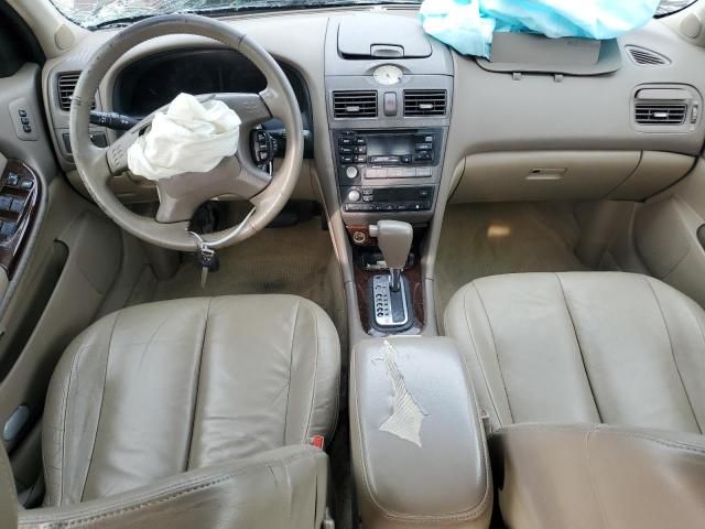 2000 Infiniti I30