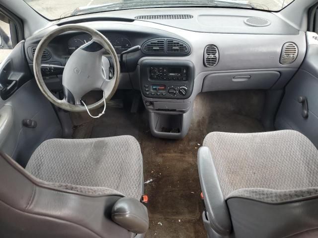 2000 Chrysler Voyager