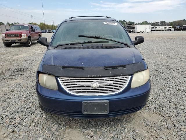 2002 Chrysler Town & Country EX