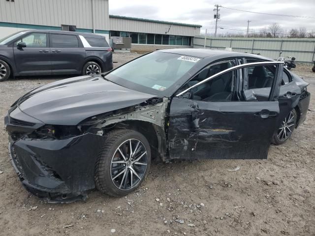 2023 Toyota Camry SE Night Shade