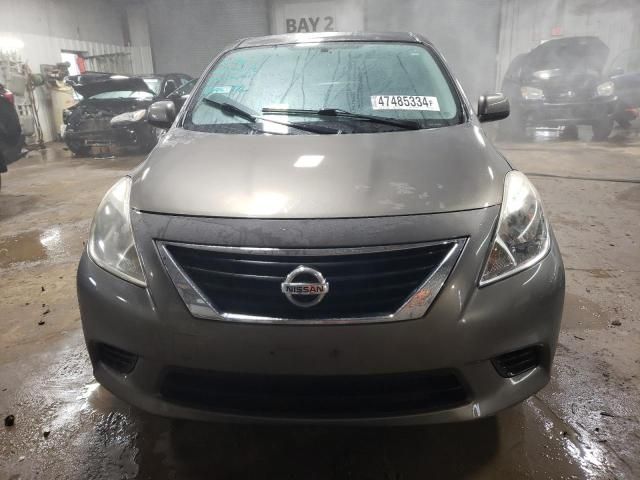 2013 Nissan Versa S