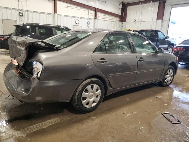 2004 Toyota Camry LE