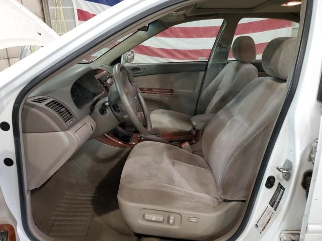 2004 Toyota Camry LE