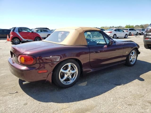 2000 Mazda MX-5 Miata Base