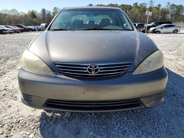 2005 Toyota Camry LE