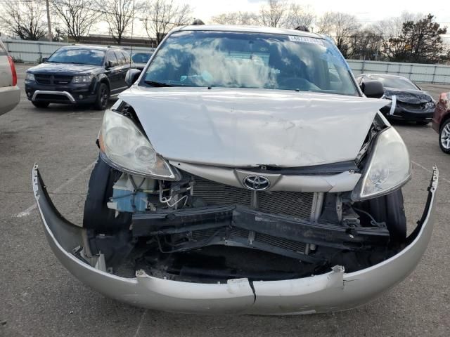 2008 Toyota Sienna CE