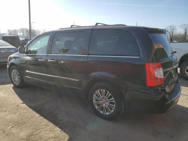 2013 Chrysler Town & Country Touring L