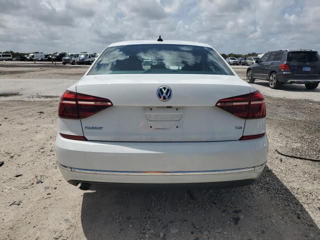 2019 Volkswagen Passat Wolfsburg