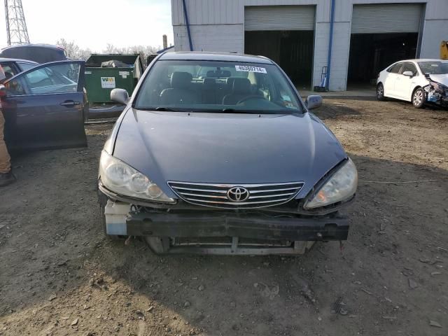 2005 Toyota Camry LE