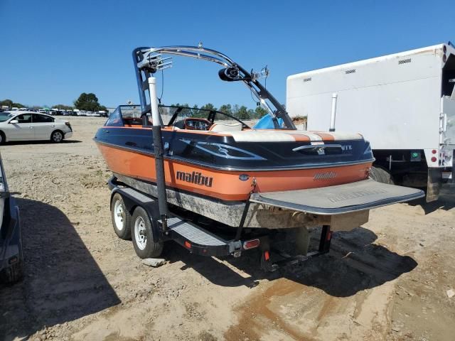 2012 Malibu Boat