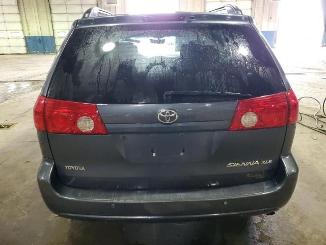 2007 Toyota Sienna XLE