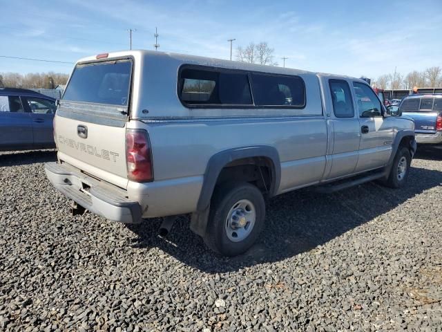 2004 Chevrolet Silverado C2500 Heavy Duty