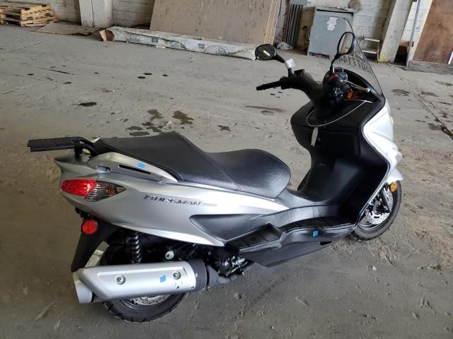 2018 Suzuki UH200