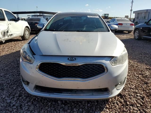 2016 KIA Cadenza Luxury