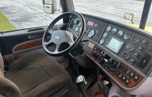 2010 Peterbilt 386