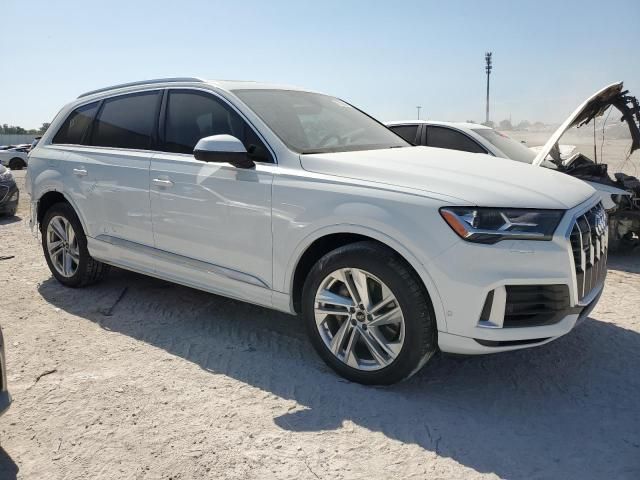 2022 Audi Q7 Premium Plus