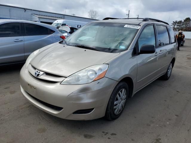 2009 Toyota Sienna CE