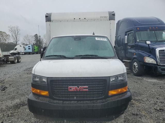 2021 GMC Savana Cutaway G3500