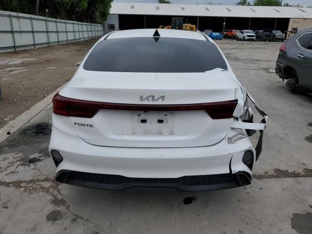 2022 KIA Forte FE