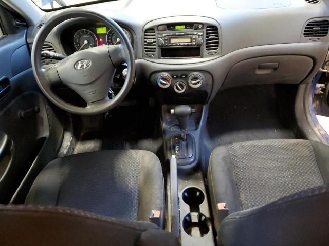 2007 Hyundai Accent Base