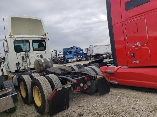 2014 Freightliner Cascadia 125