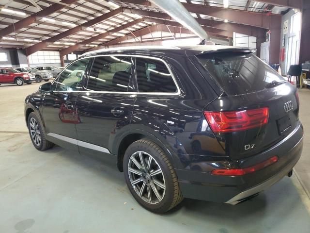 2017 Audi Q7 Premium Plus