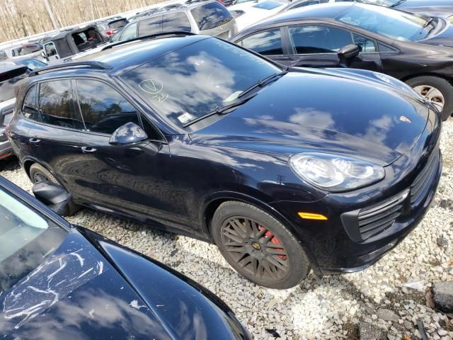 2016 Porsche Cayenne GTS