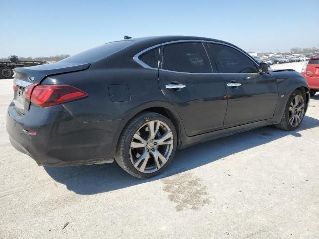 2015 Infiniti Q70 3.7