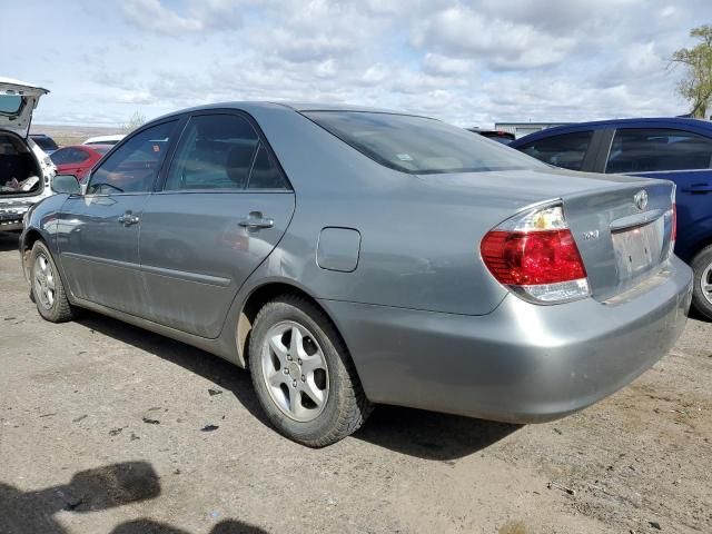 2005 Toyota Camry LE