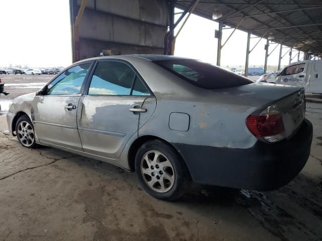 2005 Toyota Camry LE