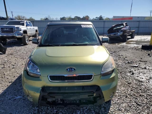 2011 KIA Soul +