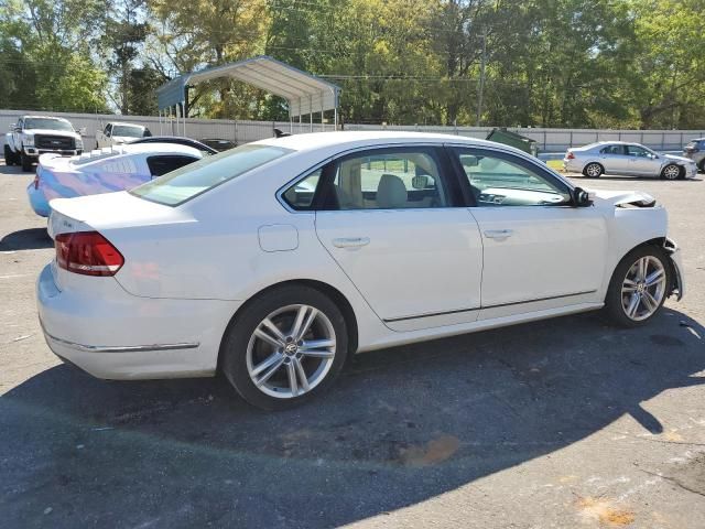 2013 Volkswagen Passat SEL