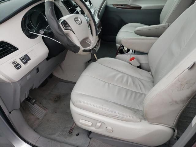 2011 Toyota Sienna XLE