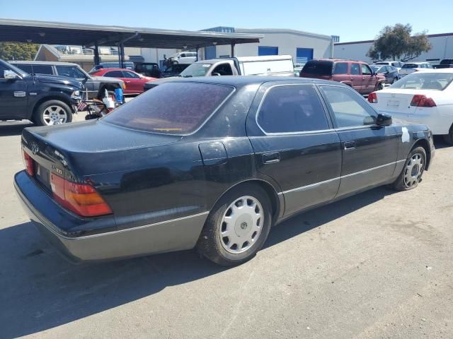 1996 Lexus LS 400