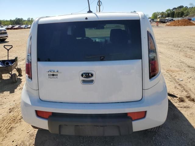 2011 KIA Soul +