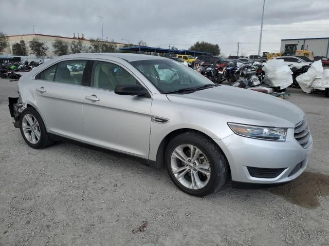 2017 Ford Taurus SE