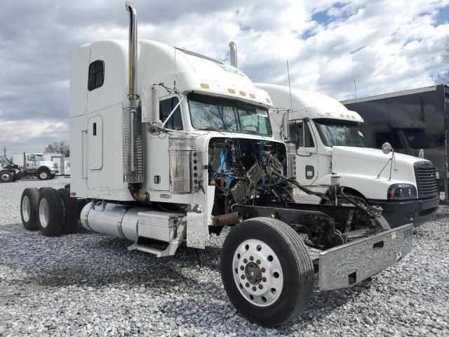 1999 Freightliner Conventional FLD120