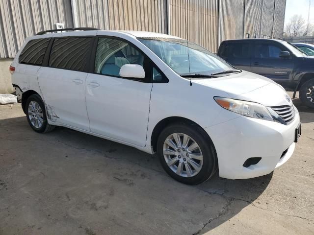 2012 Toyota Sienna LE