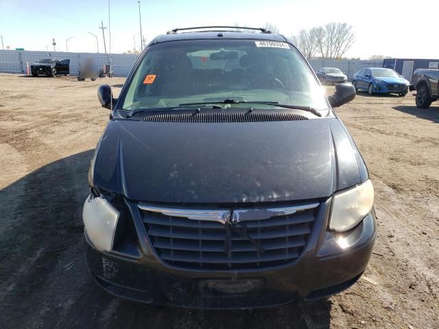 2006 Chrysler Town & Country Touring