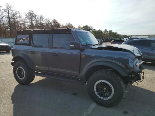 2021 Ford Bronco Base