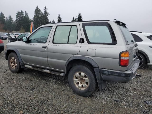 1998 Nissan Pathfinder LE