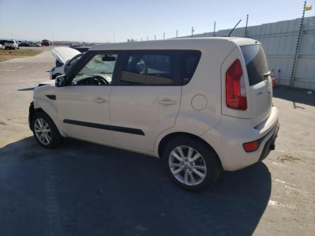 2013 KIA Soul +