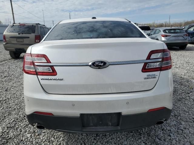 2017 Ford Taurus SEL