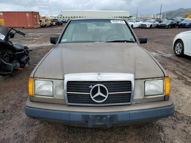 1989 Mercedes-Benz 260 E