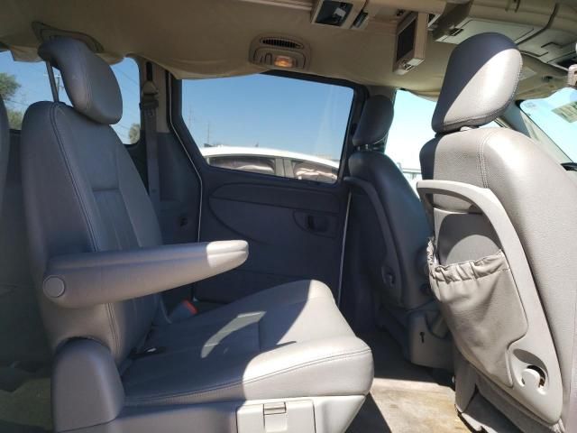 2005 Dodge Grand Caravan SXT