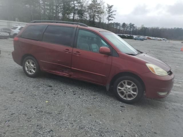 2004 Toyota Sienna XLE