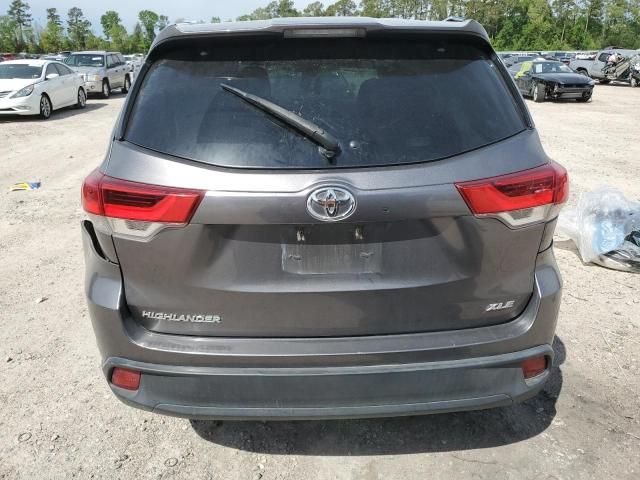 2018 Toyota Highlander SE