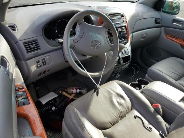 2008 Toyota Sienna XLE